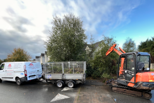 Landscaping Ground work. Machinery hire Galway crass cutting weed removal henge cutting garden green areas public areas paths clear safe maintenance outdoor spaces